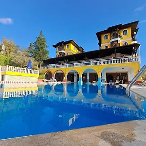 https://alice-altinsaray-hotel.kusadasihotels.org